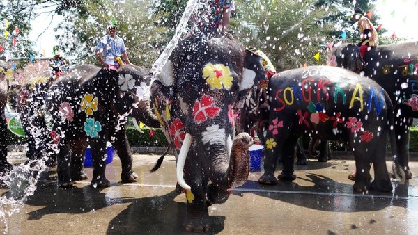 Menelusuri Tradisi Songkran: Perayaan Tahun Baru Thailand