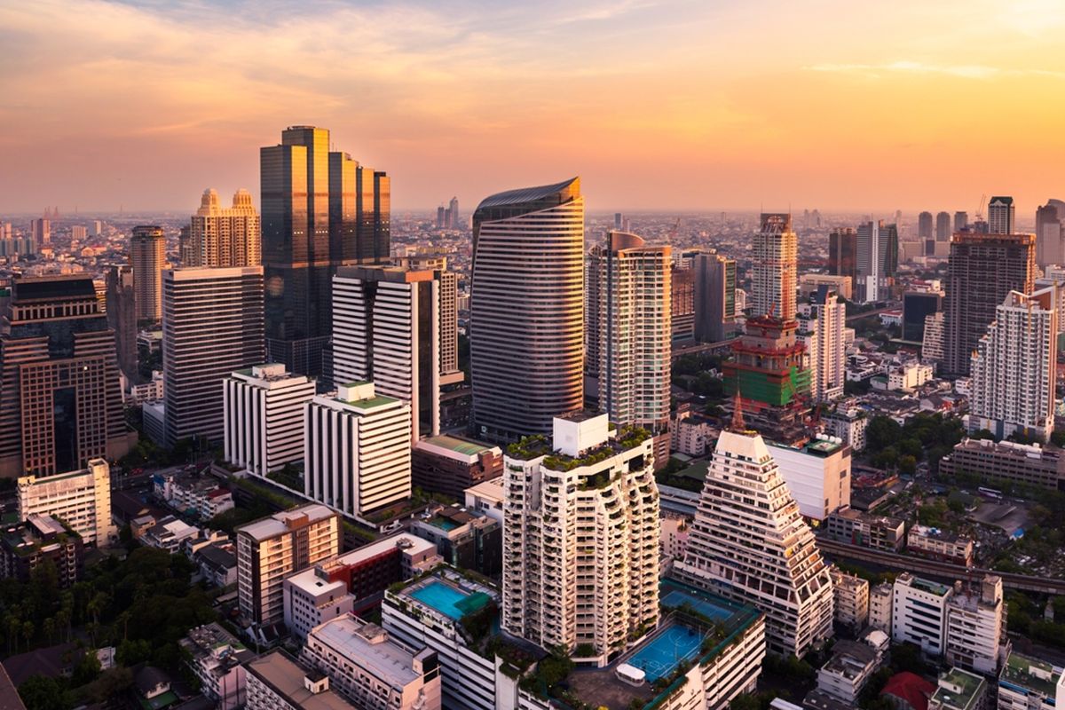 Thailand dalam Transisi: Antara Tradisi, Pop Culture, dan Teknologi