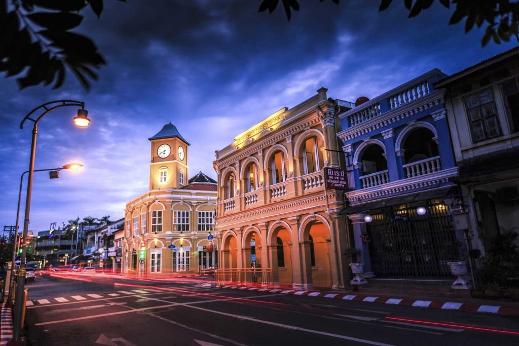 Phuket Old Town: Menelusuri Kota Bersejarah dan Warna-warni